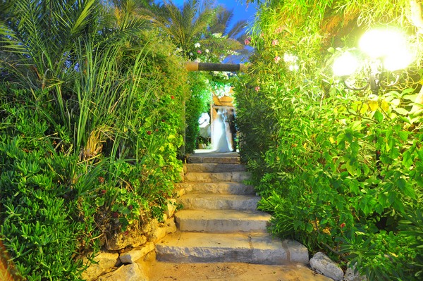 Weddings At Edde Sands